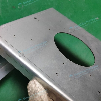 Serviços de prototipagem de chapa de metal curvada de qualidade rápida / partes metálicas de protótipo