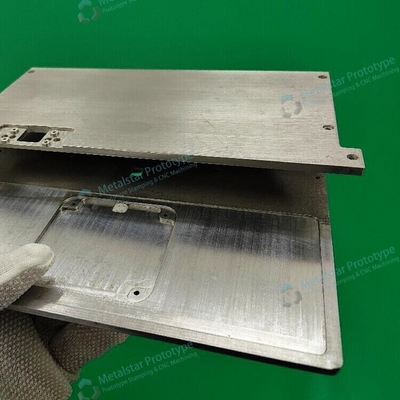 Fabricação de protótipos de alumínio CNC 7075-T651 para automóveis