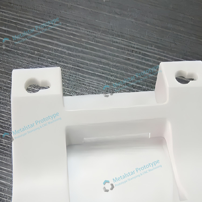 Protótipo de usinagem CNC de plástico de nylon utilizado para dispositivos elétricos