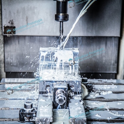 Protótipos rápidos de máquinas CNC para peças de aço Ra0,8 - Ra1,6 para automóveis